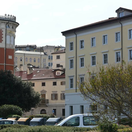 Restauro delle facciate di un edificio storico a Trieste